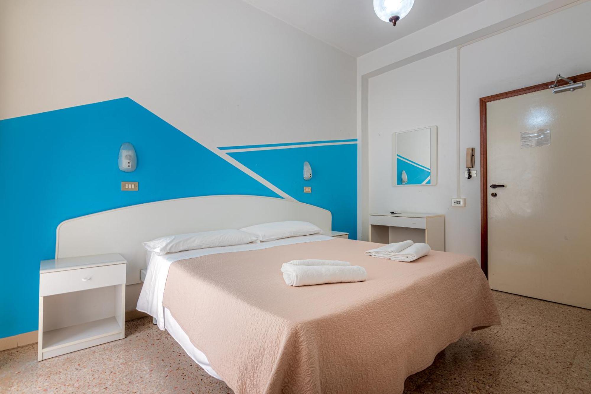 Hotel Serafini Rimini Extérieur photo