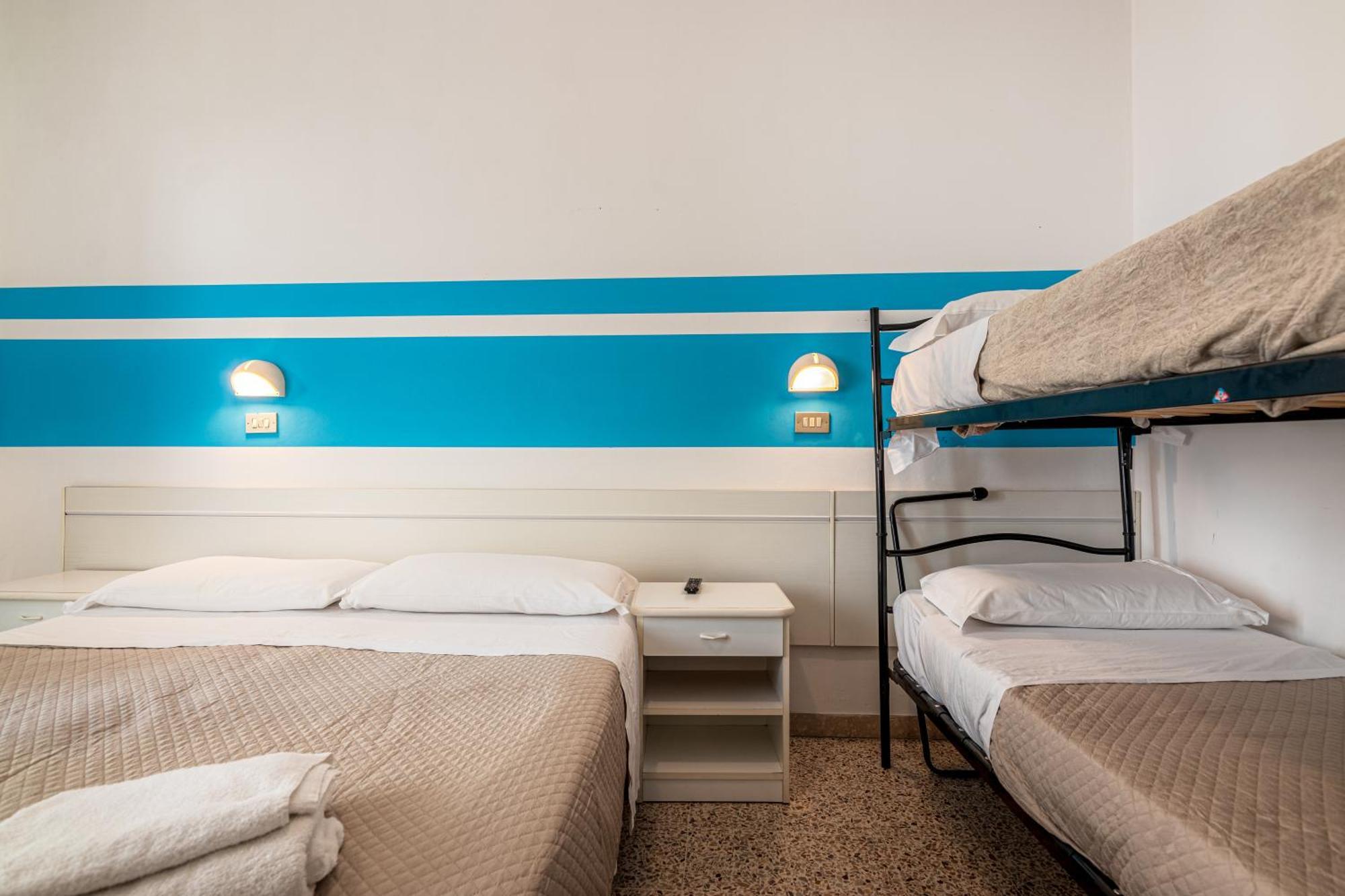 Hotel Serafini Rimini Extérieur photo
