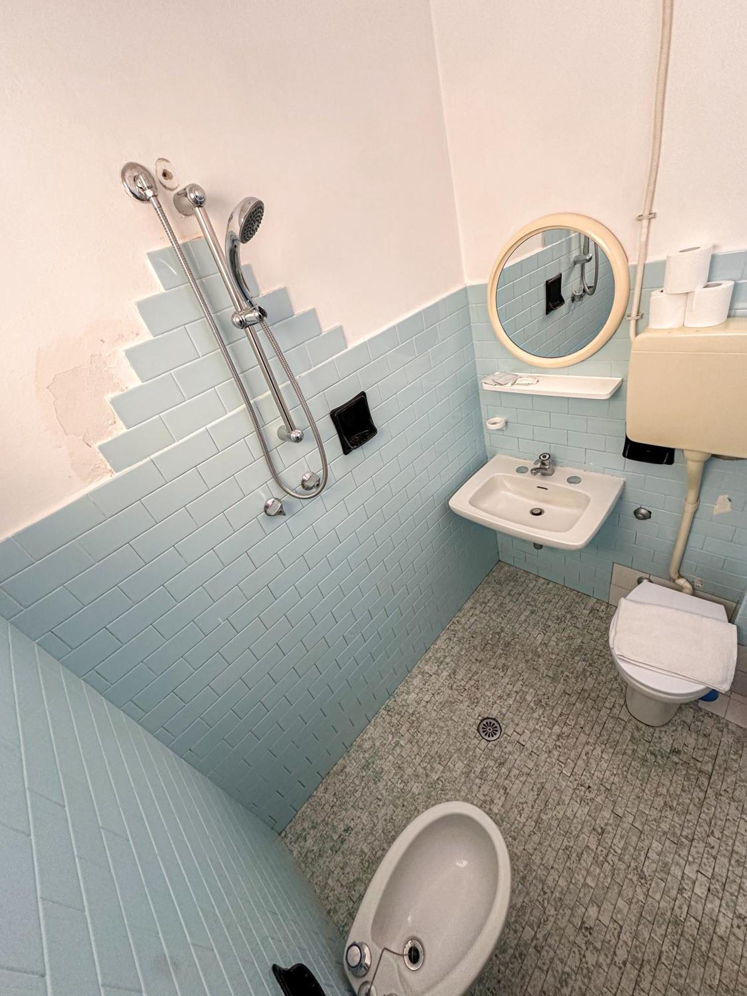 Hotel Serafini Rimini Extérieur photo