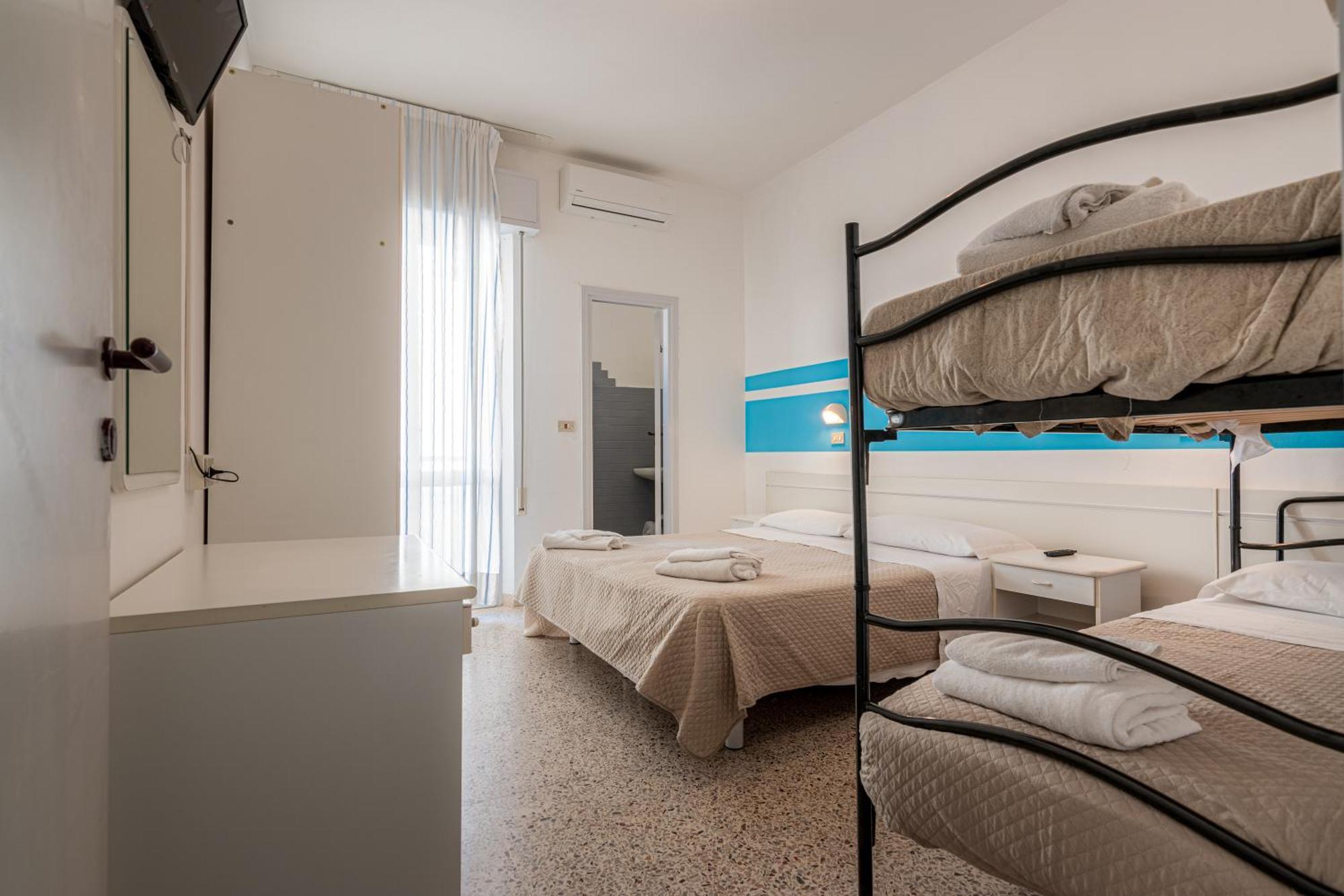 Hotel Serafini Rimini Extérieur photo